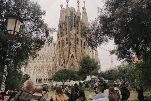 Sagrada Familia — Gaudí's Masterpiece