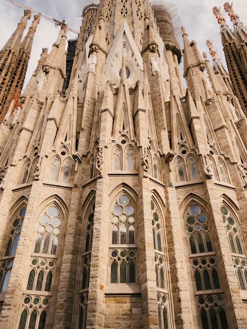 Sagrada Familia — Gaudí's Masterpiece